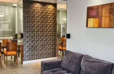 Apartamento para locação no centro de curitiba, andar alto, semi mobiliado e atualizado