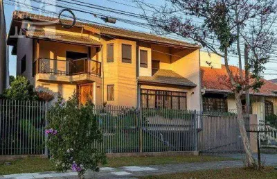 Casa a venda comercial/residencial - otima localização - água verde. 4 dormitórios - semi-mobiliada. estuda permuta.