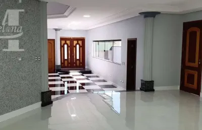 Belíssima casa de alto padrão, 3 suítes, 12 vagas cobertas. no jardim aristocrata em são josé dos pinhais, com 520m2