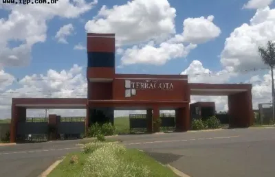 Terreno em condomínio fechado, quintas da terracota.
