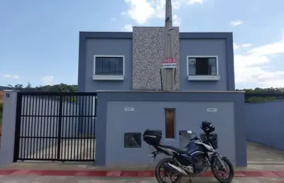 Sobrado padrão de 2 dormitórios sendo uma suíte no bairro rio do meio em itajaí sc