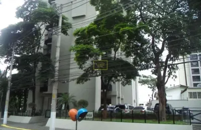 Sala comercial com 5 salas para alugar na Rua Sansão Alves dos Santos, 20, Cidade Monções, São Paulo