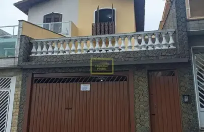 Sobrado com 03 dormitório para locação na vila mazzei