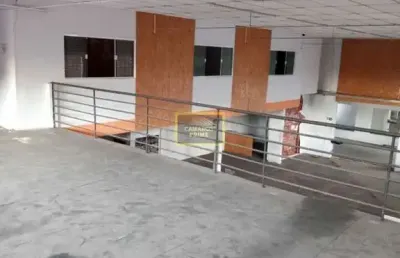 Imóvel comercial de esquina, bem localizado no maria rosa avenida de movimento