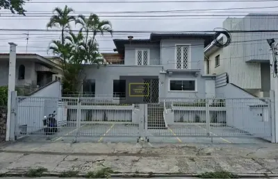 Casa comercial com 13 salas à venda na Rua Brigadeiro Gavião Peixoto, 73, Lapa, São Paulo