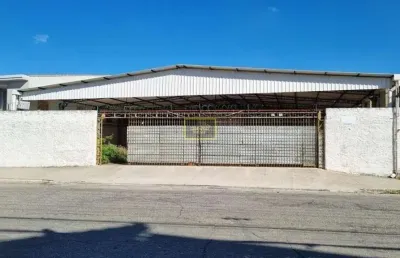 Galpão em vão livre para alugar na vila isolina mazzei