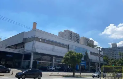 Prédio para uso comercial/industrial em santo amaro, acesso rápido e fácil a marginal pinheiros...