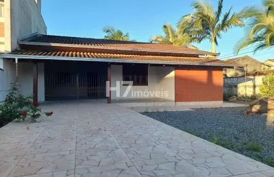 Casa com 1 suíte + 2 quartos, boa vista - joinville