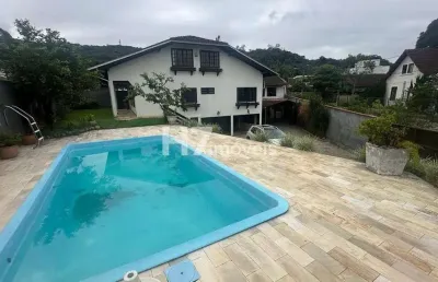Casa com 3 quartos à venda no Saguaçu, Joinville 