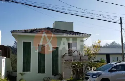 Excelente sobrado com 04 dormitórios sendo 02 suítes- condomínio reserva vale verde - cotia/sp