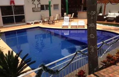 Sobrado triplex - 4 dormitórios - condomínio boulevard granja viana - granja viana - coita/sp