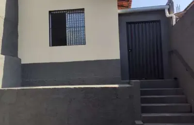 Casa com 2 quartos à venda na Avenida Lyons, Jardim Leonor, Cotia