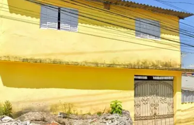 Casa com  cozinha industrial e galpão  200m2  km30 - jardim barro branco - cotia / sp