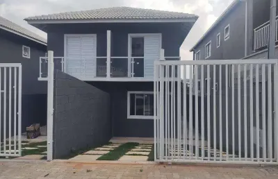 Casa sobrado 2 suítes a venda no bairro colinas de cotia
