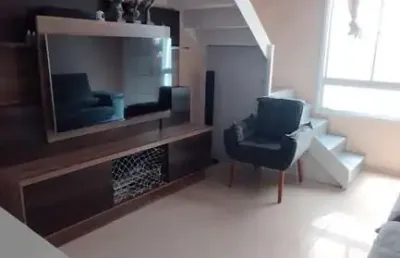 Linda casa com 02 quartos em condomínio residencial villa aguassaí - água espraiada - cotia/sp