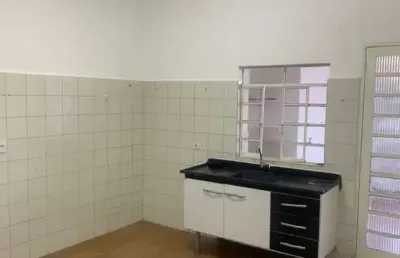 Casa com 2 quartos para alugar na Rua Capão Bonito, Jardim Sabiá, Cotia