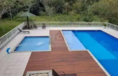Casa com 02 quartos - condomínio nova vianna - cotia/sp