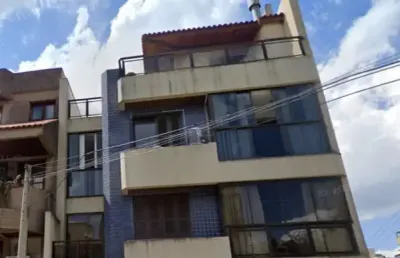 Amplo apto 2 dorm , ampla sala com churrasqueira, totalmente reformado