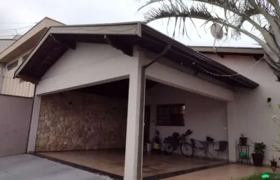 Casa com 3 quartos à venda no castelinho, piracicaba , 211 m2 por r$ 1.020.000