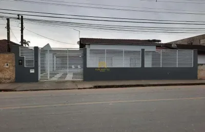 Casa com 3 quartos à venda na iraí, 100, petrópolis, joinville por r$ 550.000