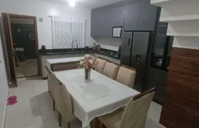 Casa com 2 quartos à venda na rua porto rico, 924, floresta, joinville por r$ 440.000