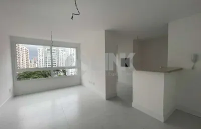 Apartamento 1 dormitório com 1 vaga de garagem à venda no bairro passo da areia em porto alegre próximo ao shopping iguatemi