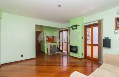 Apartamento 3 dormitórios com 2 vagas de garagem à venda no bairro petrópolis em porto alegre