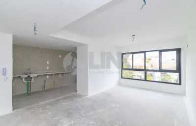 Apartamento de 3 dormitórios sendo 1 suíte com 2 vagas de garagem à venda no bairro menino deus em porto alegre próximo à orla do guaíba