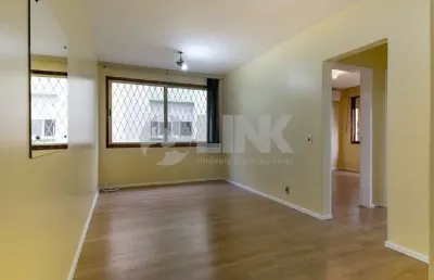 Apartamento de 2 quartos com 1 vaga à venda no bairro teresópolis em porto alegre
