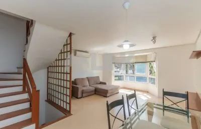 Casa de 3 quartos com 3 vagas de garagem à venda no bairro chácara das pedras em porto alegre