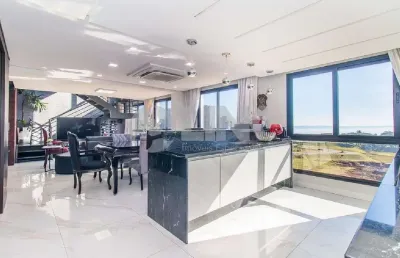 Apartamento duplex de 3 quartos com 3 vagas à venda no bairro cristal em porto alegre