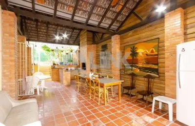 Casa de 4 quartos com 2 vagas à venda no bairro petrópolis em porto alegre