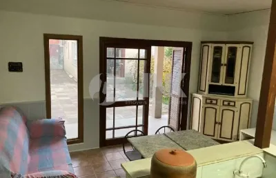 Casa de 3 quartos com 5 vagas à venda no bairro jardim itu sabará em porto alegre