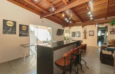 Casa com 3 quartos à venda na rua caetano la porta, 430, rubem berta, porto alegre por r$ 399.000