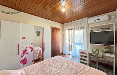 Casa com 4 quartos à venda na rua xavier da cunha, 507, cristal, porto alegre por r$ 655.000
