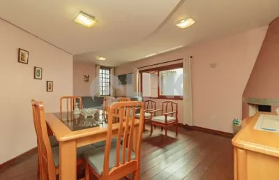 Casa de 3 quartos com 3 vagas à venda no bairro chácara das pedras em porto alegre