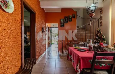 Casa de 4 quartos com 3 vagas à venda no bairro são joão em porto alegre