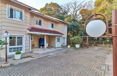 Casa em condomínio fechado com 3 quartos à venda na rua costa lima, 564, nonoai, porto alegre por r$ 599.000
