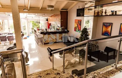 Casa em condomínio com 4 quartos e 4 vagas à venda no bairro santa tereza