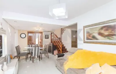 Casa de 3 quartos com 2 vagas à venda no bairro vila ipiranga em porto alegre
