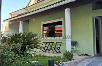 Casa em condomínio fechado com 4 quartos à venda na rua doutor odim góis, 250, jacarepaguá, rio de janeiro, 180 m2 por r$ 889.900