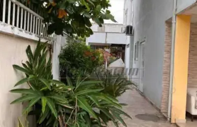 Casa com 4 quartos à venda na rua guarapes, 227, praça seca, rio de janeiro, 302 m2 por r$ 550.000