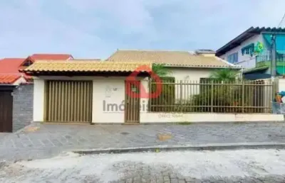 Casa com 3 quartos à venda na rua belo vale, 503, tanque, rio de janeiro, 225 m2 por r$ 800.000