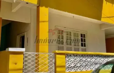 Casa em condomínio fechado com 3 quartos para alugar na beco mário pereira, 171, praça seca, rio de janeiro, 145 m2 por r$ 1.300