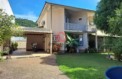 Casa em condomínio fechado com 4 quartos à venda na rua josio tavares de salles, 201, jacarepaguá, rio de janeiro, 428 m2 por r$ 1.435.000