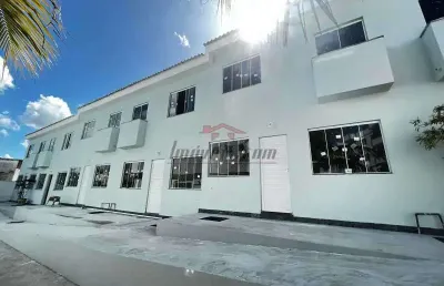 Casa em condomínio fechado com 2 quartos à venda na rua paturi, 555, tanque, rio de janeiro, 90 m2 por r$ 379.000