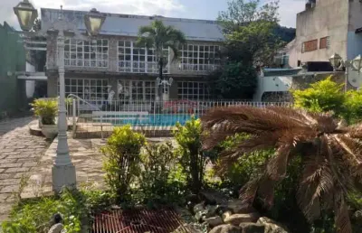 Casa comercial com 3 salas à venda na estrada da covanca, 585, tanque, rio de janeiro, 500 m2 por r$ 800.000