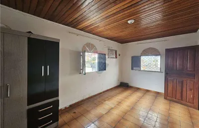 Invista em ampla casa com ótima localização em manaus!