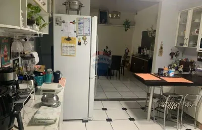 Aluguel casa em flores - prox. a universidade  nilton lins