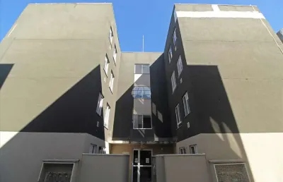 Apartamento com 2 quartos para alugar na rua alfredo de andrade, 75, bonfim, almirante tamandaré, 40 m2 por r$ 1.100